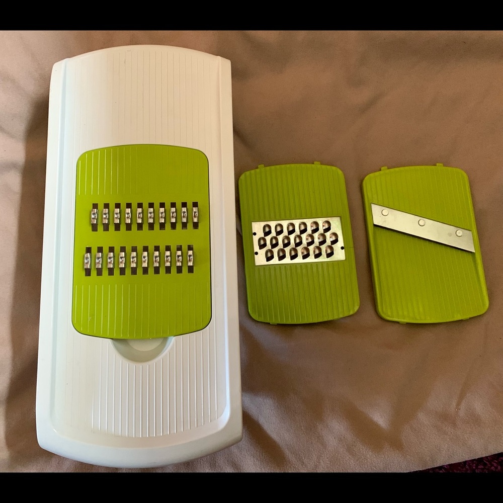 Sharper Image fruit and vegetable slicer